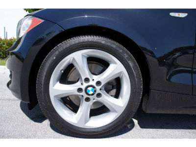 2011 BMW 128 i -
Cars.com </title>
<meta name="title" content="2011 BMW 128 i - Cars.com"/>
<meta name="description" content="Listed on Cars.com