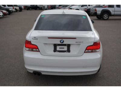 2009 BMW 128  i -
   Cars.com </title>
   <meta name="title" content="2009 BMW 128  i - Cars.com"/>
   <meta name="description" content="Listed on Cars.com