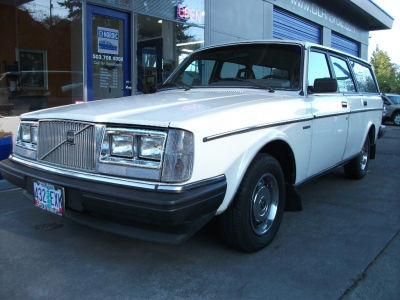 1984 Volvo 240  Base