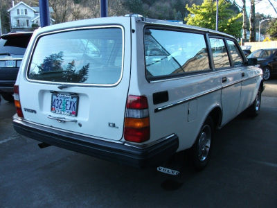 1984 Volvo 240  Base
