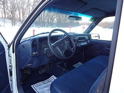 1998 Chevrolet 2500 131 WB