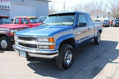 1997 Chevrolet 2500  HD -
   Cars.com </title>
   <meta name="title" content="1997 Chevrolet 2500  HD - Cars.com"/>
   <meta name="description" content="Listed on Cars.com