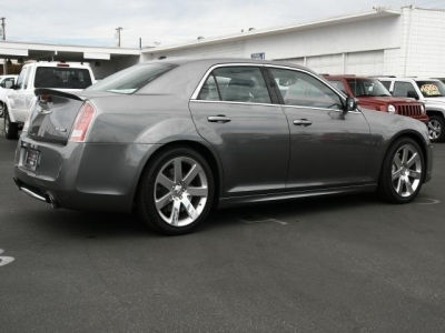 2012 Chrysler 300 SRT-8