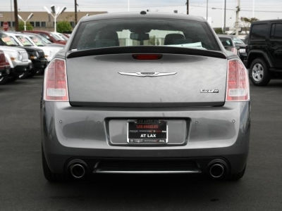 2012 Chrysler 300 SRT-8