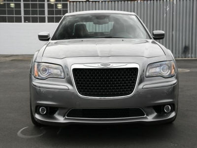 2012 Chrysler 300 SRT-8