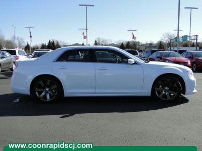 2013 Chrysler 300 SRT-8