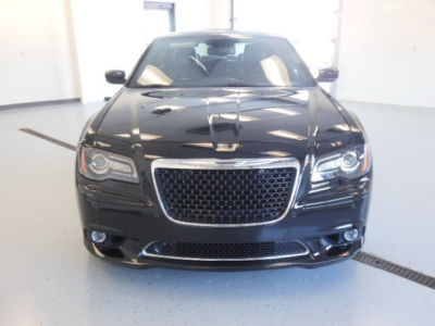 2012 Chrysler 300 SRT-8