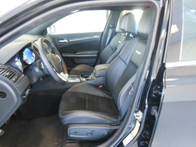 2012 Chrysler 300 SRT-8
