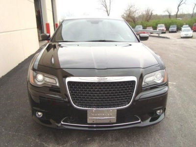 2012 Chrysler 300 SRT8