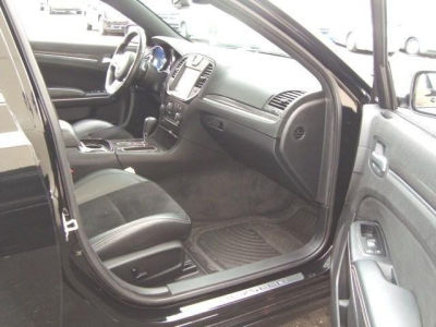 2012 Chrysler 300 SRT8
