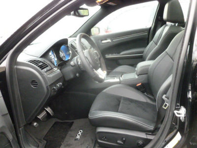 2012 Chrysler 300 SRT-8