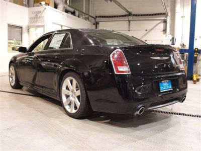 2012 Chrysler 300 SRT8