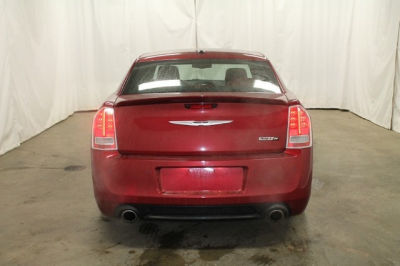 2012 Chrysler 300 SRT-8
