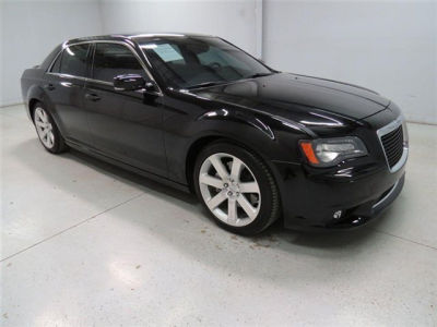 2012 Chrysler 300 SRT-8
