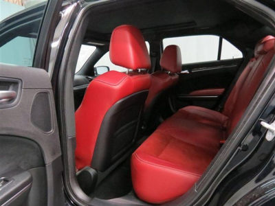 2012 Chrysler 300 SRT-8