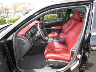 2012 Chrysler 300 SRT-8