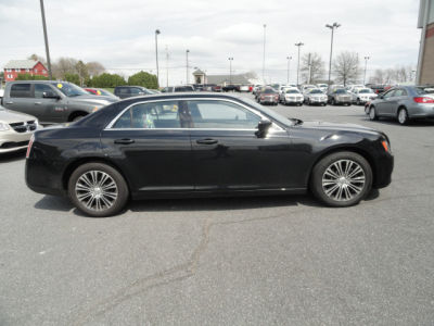 2012 Chrysler 300 S V8
