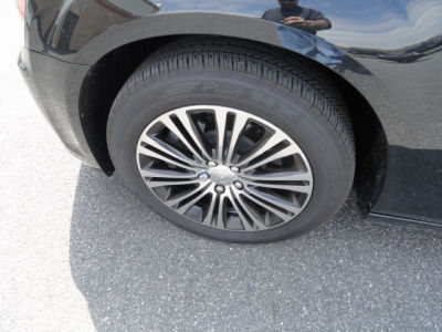 2012 Chrysler 300 S V8