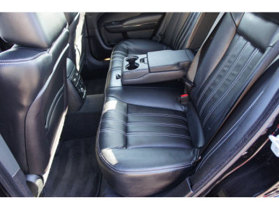 2012 Chrysler 300  S V8