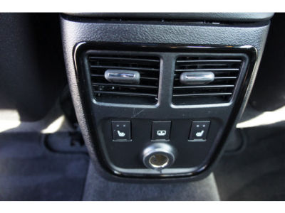 2012 Chrysler 300  S V8