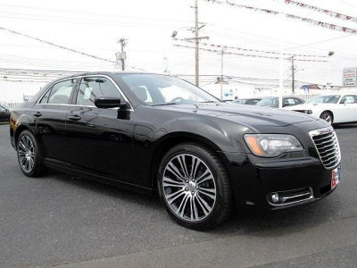 2012 Chrysler 300 S V8