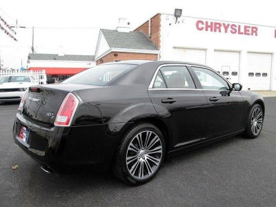 2012 Chrysler 300 S V8