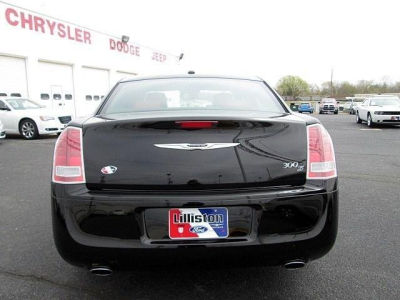 2012 Chrysler 300 S V8