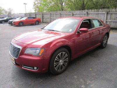 2012 Chrysler 300 S V8