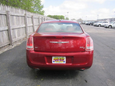 2012 Chrysler 300 S V8