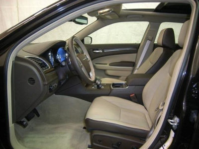 2012 Chrysler 300  Limited