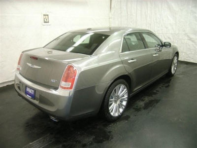 2012 Chrysler 300 Limited
