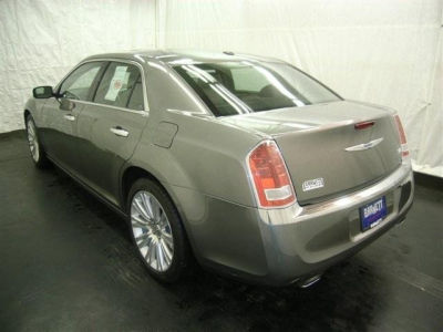 2012 Chrysler 300 Limited
