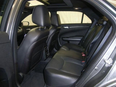 2012 Chrysler 300 Limited