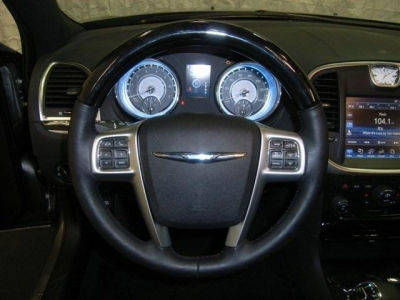 2012 Chrysler 300 Limited