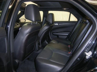 2012 Chrysler 300  300C