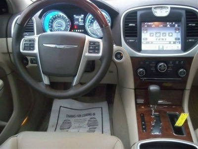 2011 Chrysler 300 300C