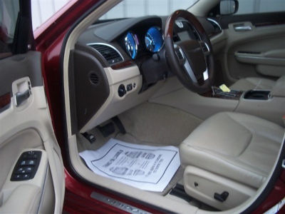 2011 Chrysler 300 300C