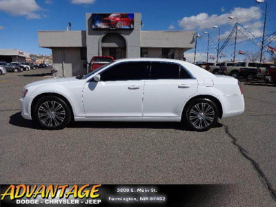 2012 Chrysler 300  S V8