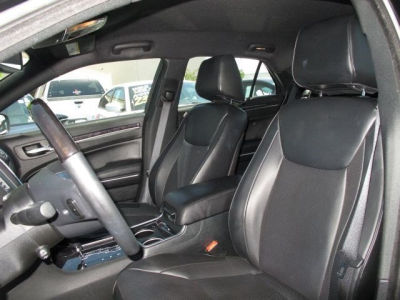 2013 Chrysler 300  300C