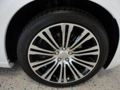 2013 Chrysler 300  S