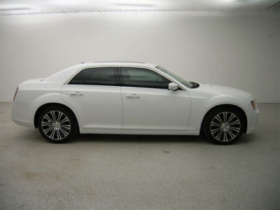 2012 Chrysler 300 S V8