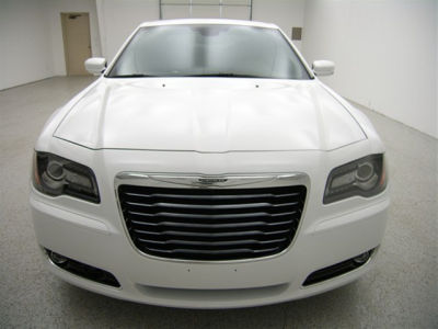 2012 Chrysler 300 S V8