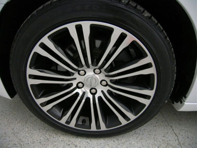 2012 Chrysler 300 S V8