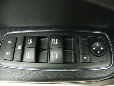 2012 Chrysler 300 S V8