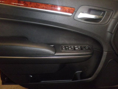 2013 Chrysler 300 Base