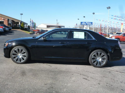 2012 Chrysler 300 S V6