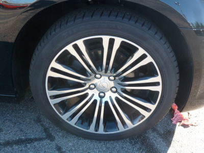 2012 Chrysler 300 S V6