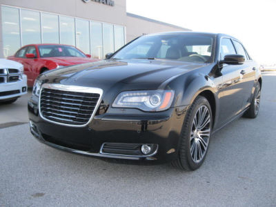 2012 Chrysler 300  S V6