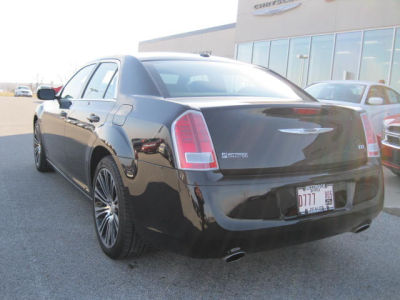 2012 Chrysler 300 S V6