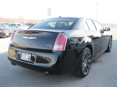 2012 Chrysler 300 S V6